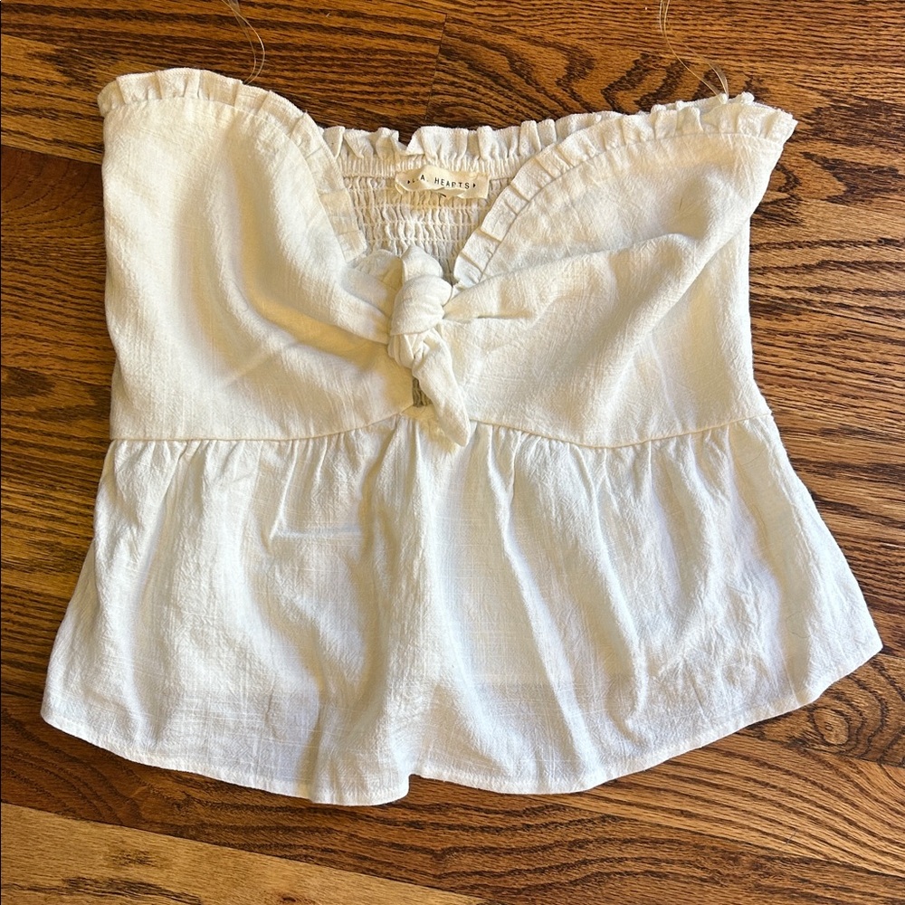 La Hearts Cream Textured Top